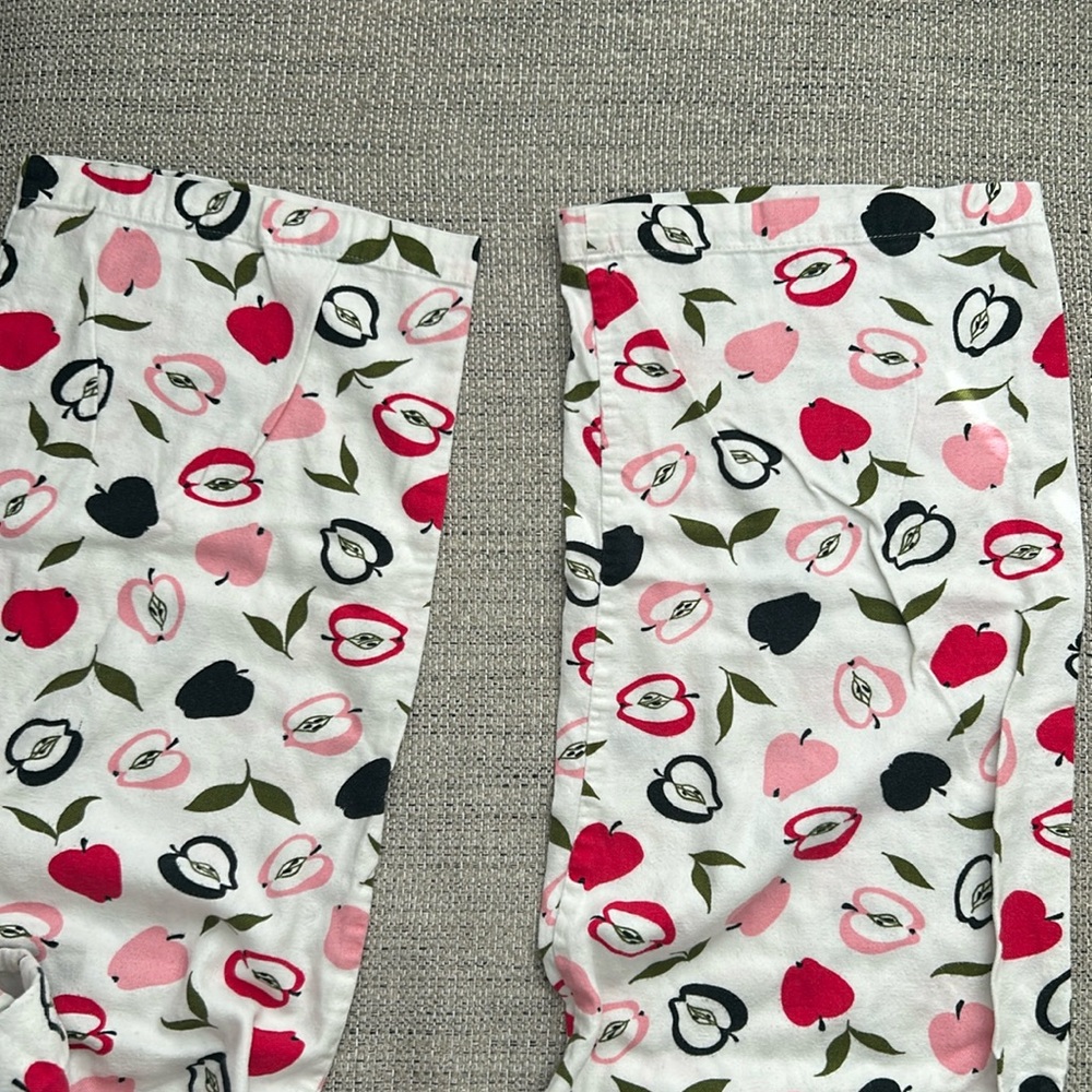 Victoria’s Secret apple pajamas - rare! 🍎 - Picture 4 of 7